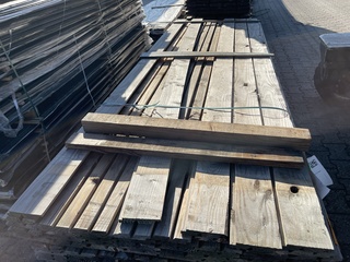 Ca. 85x Douglas dubble Rhombus , 25x140mm, lengte 300cm